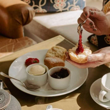 Image for Cream tea for one